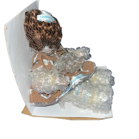 Marie Osmond Fine Collectibles Hershey’s Kisses Porcelain Doll - Picture 6 of 9